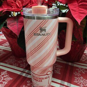 Stanley Christmas Strawberry Twist Tumbler